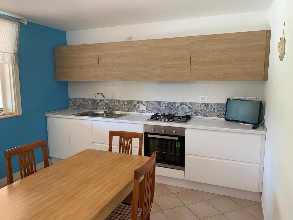 פוצאלו La Villa Rosa Al Mare מראה חיצוני תמונה