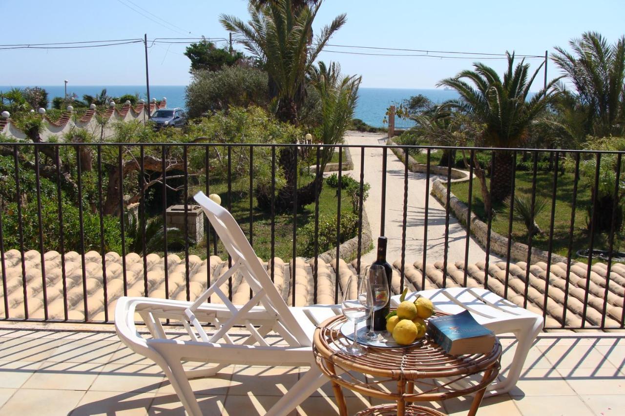 פוצאלו La Villa Rosa Al Mare מראה חיצוני תמונה