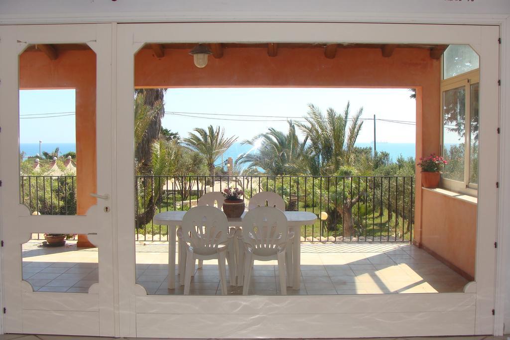 פוצאלו La Villa Rosa Al Mare חדר תמונה
