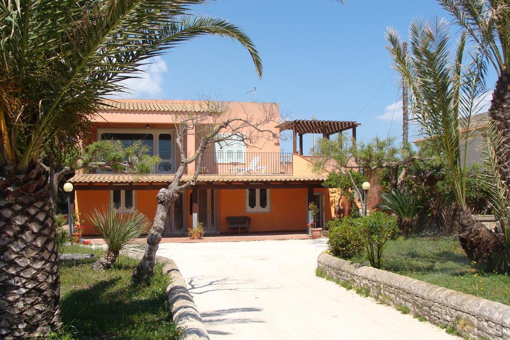 פוצאלו La Villa Rosa Al Mare חדר תמונה