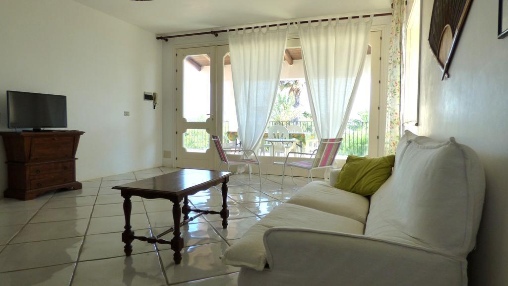 פוצאלו La Villa Rosa Al Mare מראה חיצוני תמונה